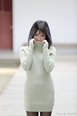 女大學(xué)生的沙龍室韓國(guó)電影