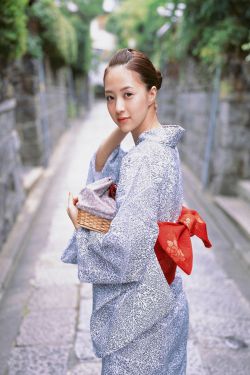 阿爾卑斯山的少女電影
